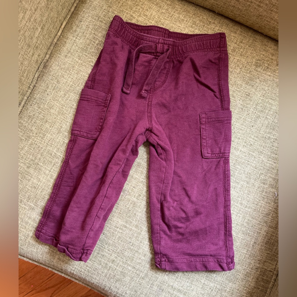 Cute maroon sweatpants